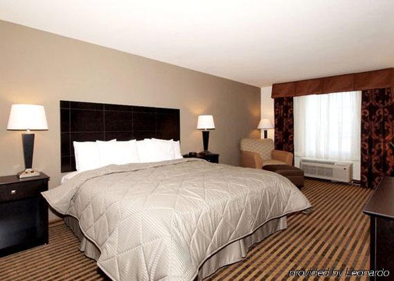 Comfort Inn & Suites Near Bethel College Newton Værelse billede